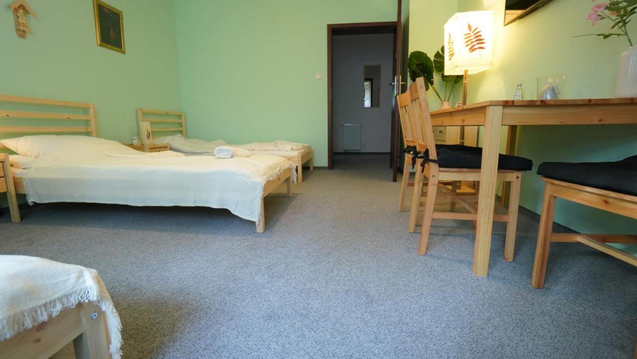普沃茨克Mcew Studnia住宿加早餐旅馆 外观 照片